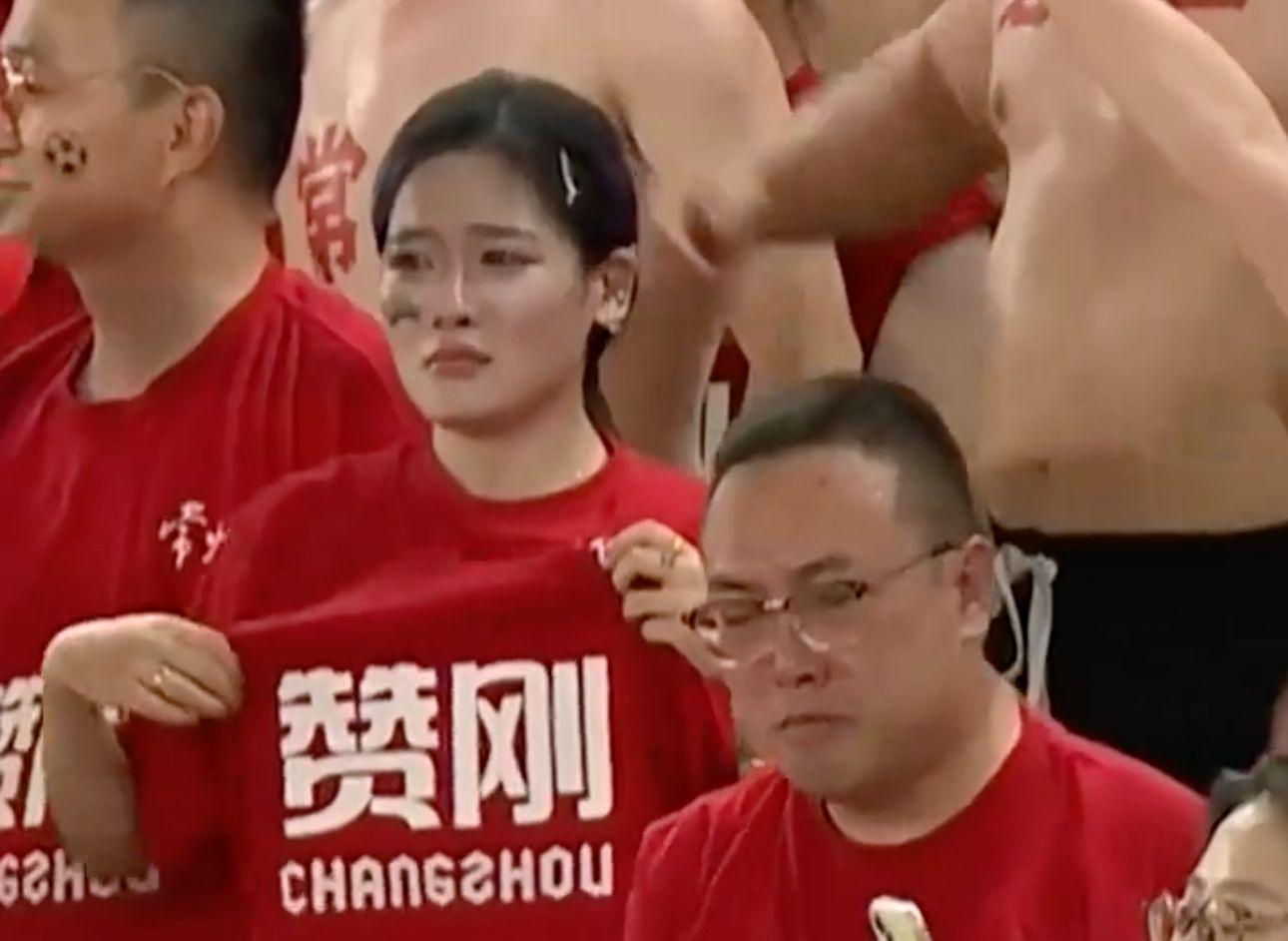 zu, 看台上的常 zu, 看台上的常
